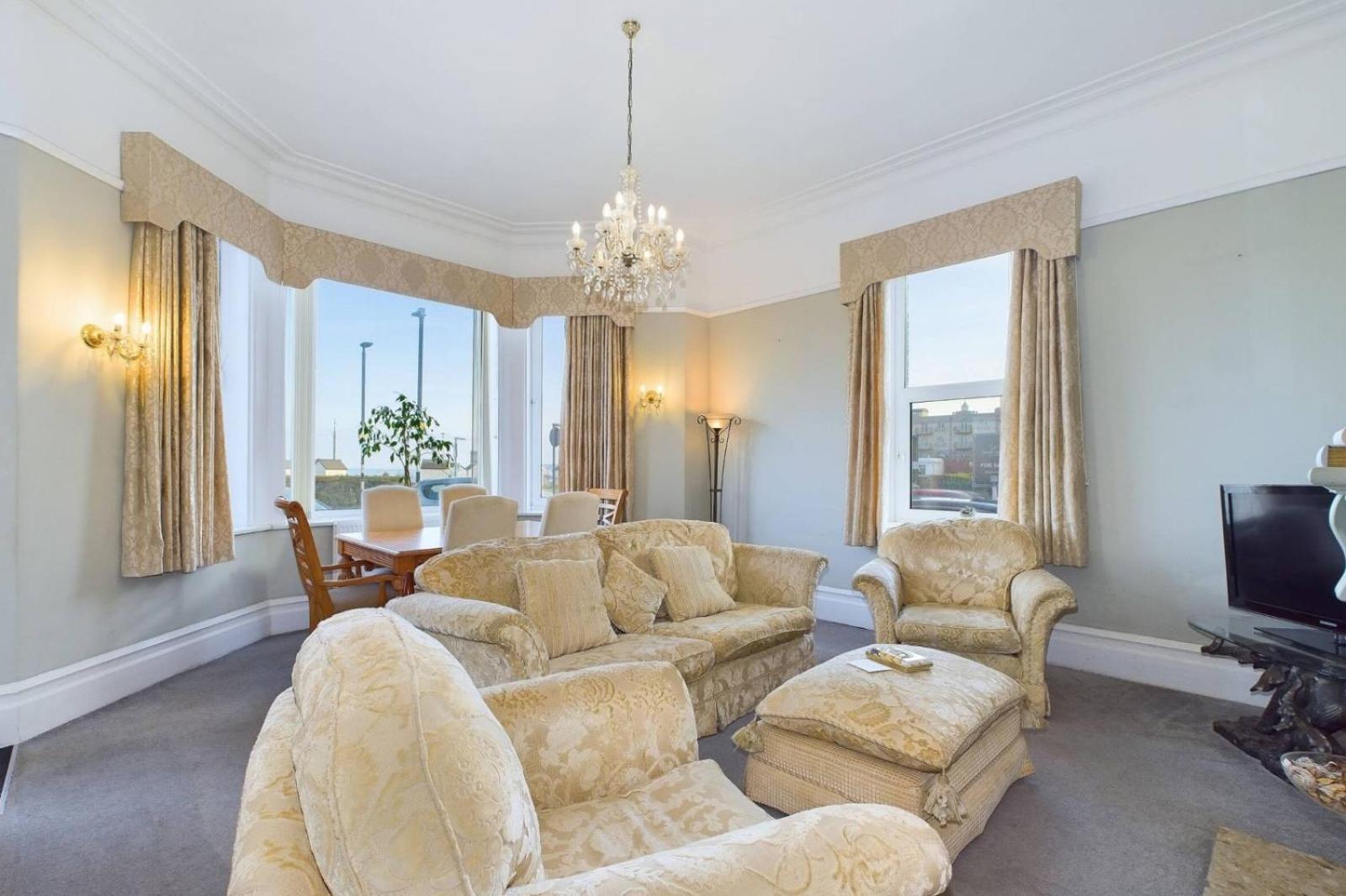 Loveliest Homes Paignton - Sea Front Location With Parking المظهر الخارجي الصورة